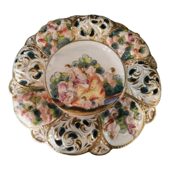 Plat porcelaine Italienne signé Capodimonté