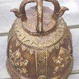 Cloche de temple antique/décor lord ganesh feng-shui. en bronze patiné brune