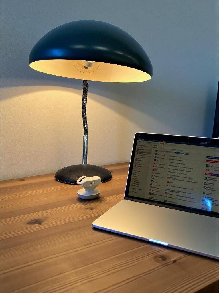 Vintage turquoise metal desk lamp / table lamp