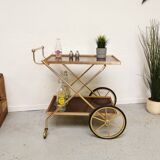 Vintage bar maid service