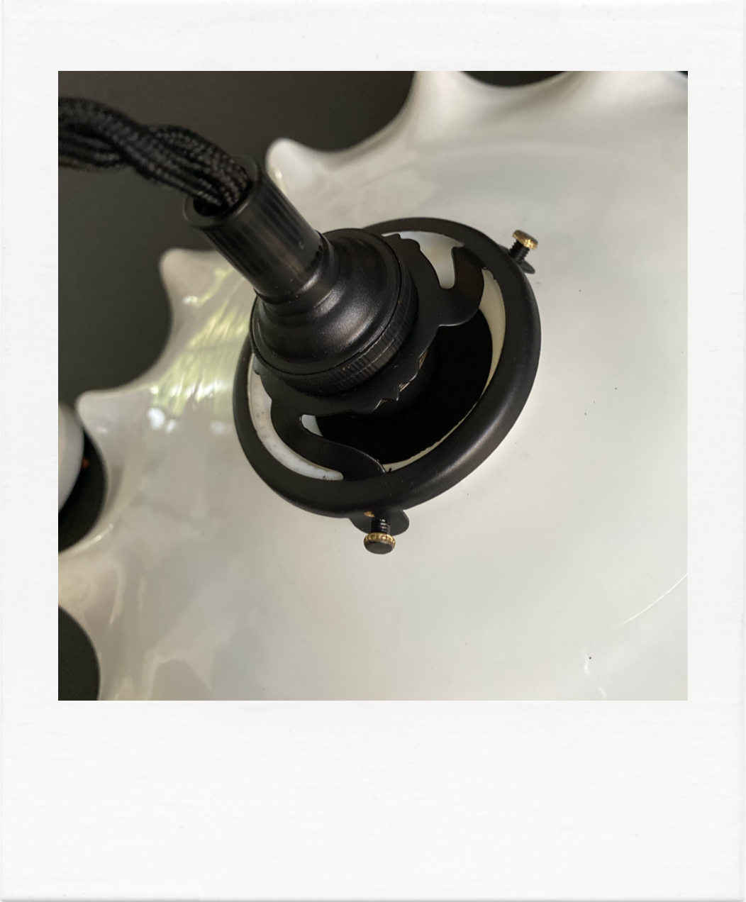 Porcelain pendant lamp