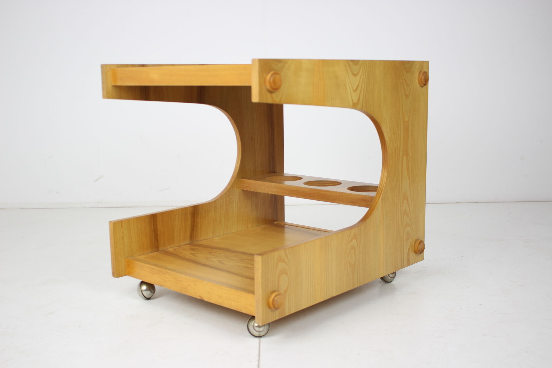 Table d’appoint du milieu du siècle, années 1960.