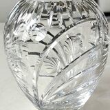 Vintage ball-shaped vase, in Bohemian/Boho chic crystal. 15 x 13 cm