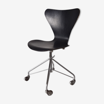 Arne Jacobsen No.3117 Fritz Hansen