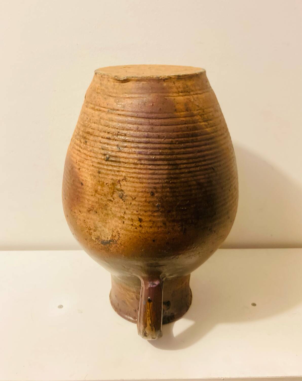 Impressive terracotta pitcher from the 19th century, entirely handmade.