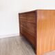 Commode moderniste années 70/80 en merisier plaqué