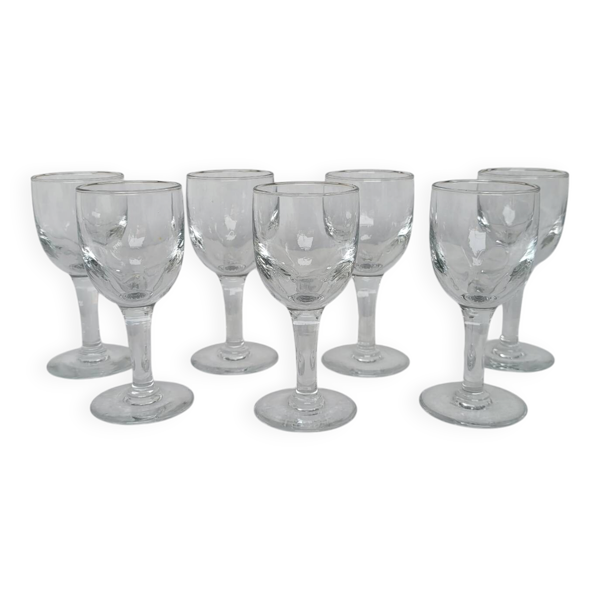 7 verres à pied anciens en verre soufflé – années 1930–1950