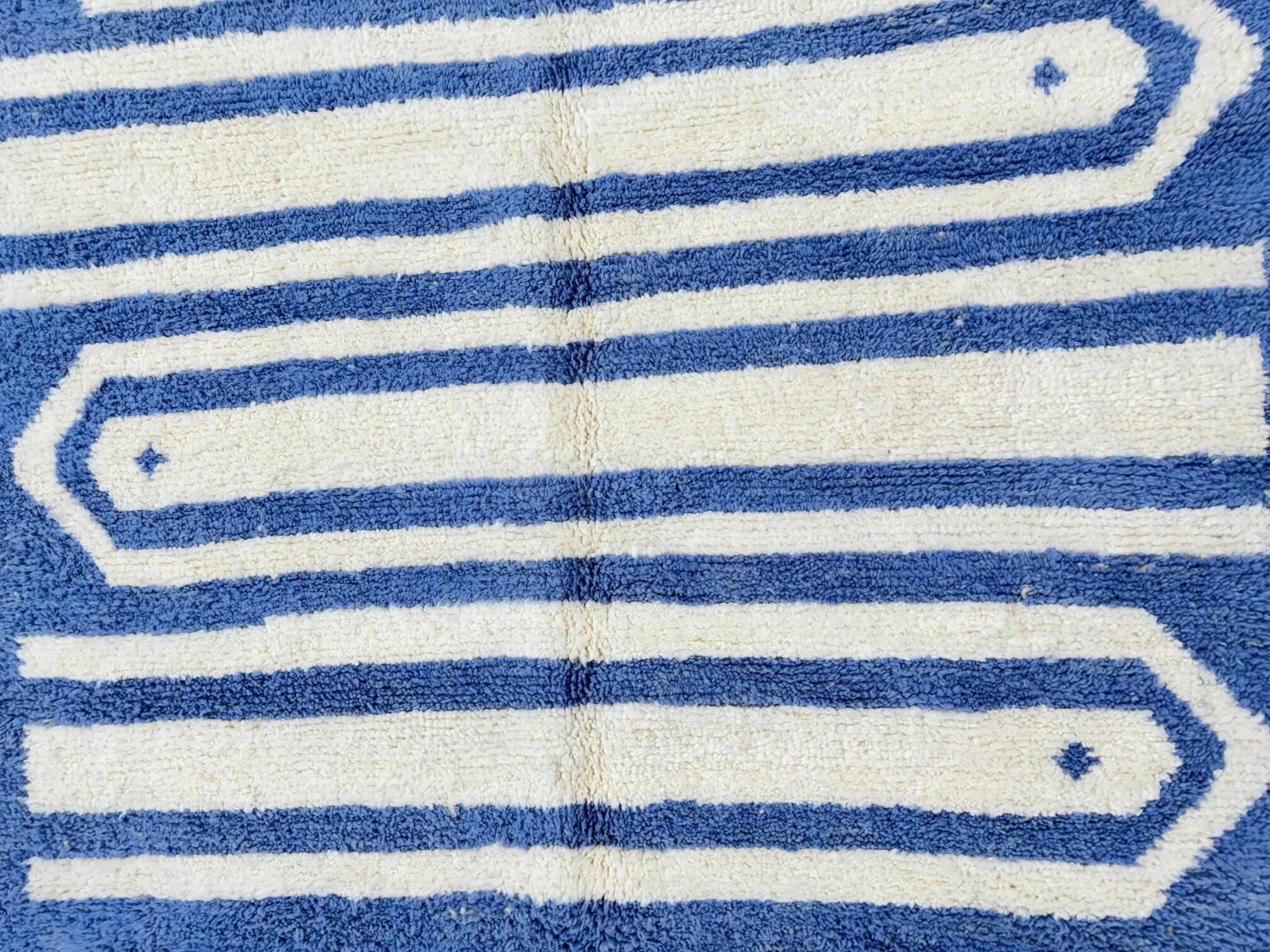 Handmade Moroccan rug 3 x 2 m