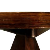 Extendable round table "Chelsea" by Vittorio Introini for Saporiti 1960