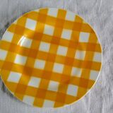 6 yellow gridded plates from the 50s-60s