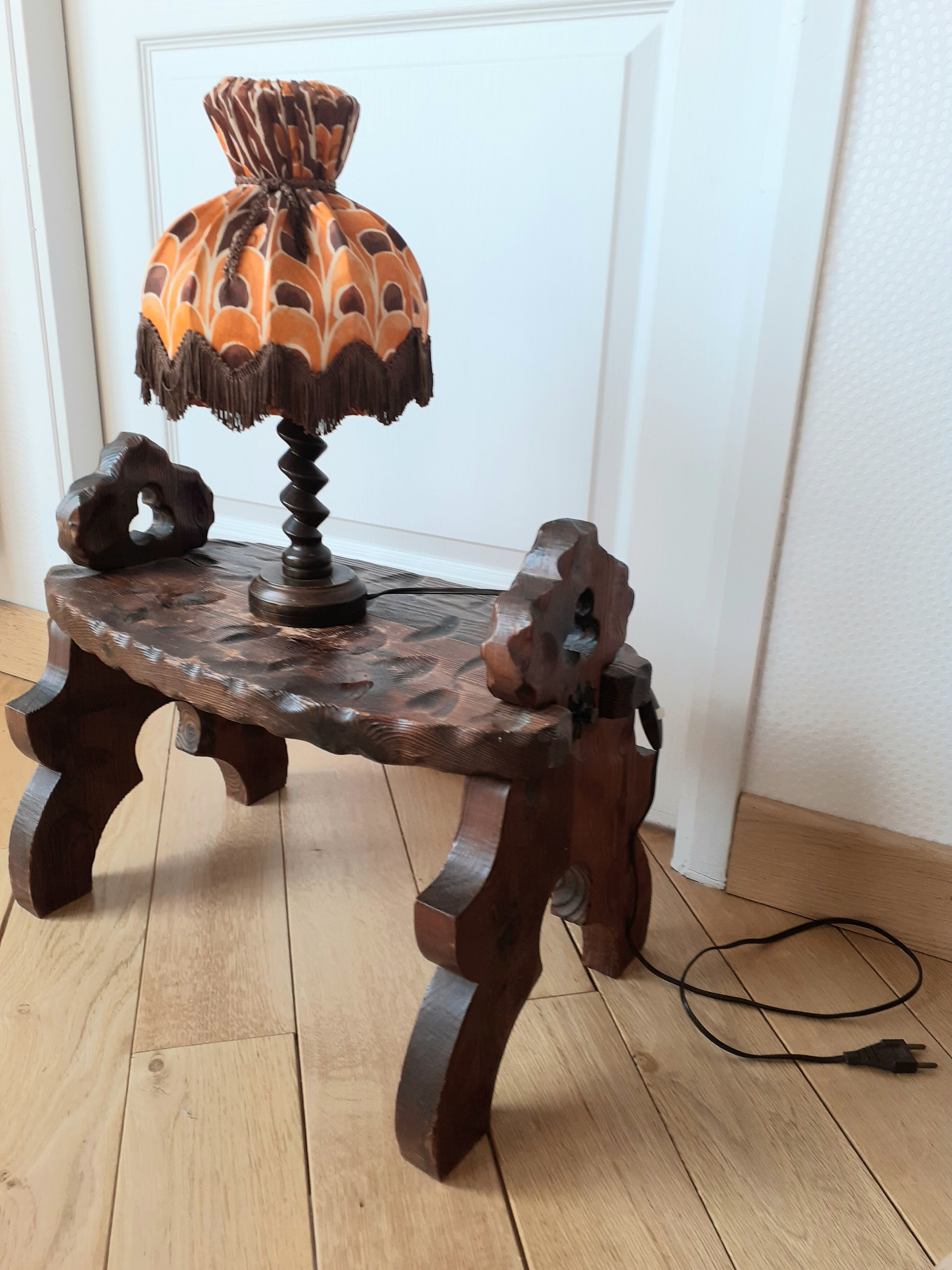 Tabouret banc bois esprit forêt noire
