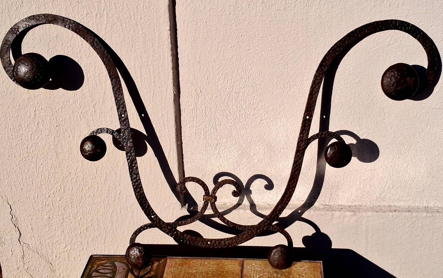 Wall coat rack, lyre shape, wrought iron, Art Deco style