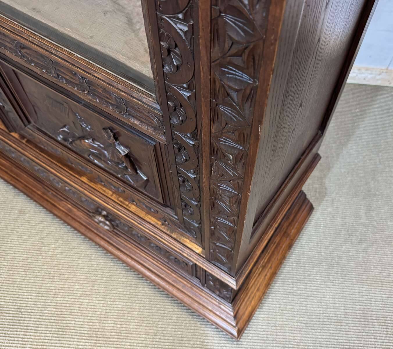 Breton library from the early 20th century in chestnut wood