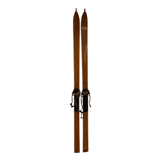 Paire de skis anciens en bois 195 cm