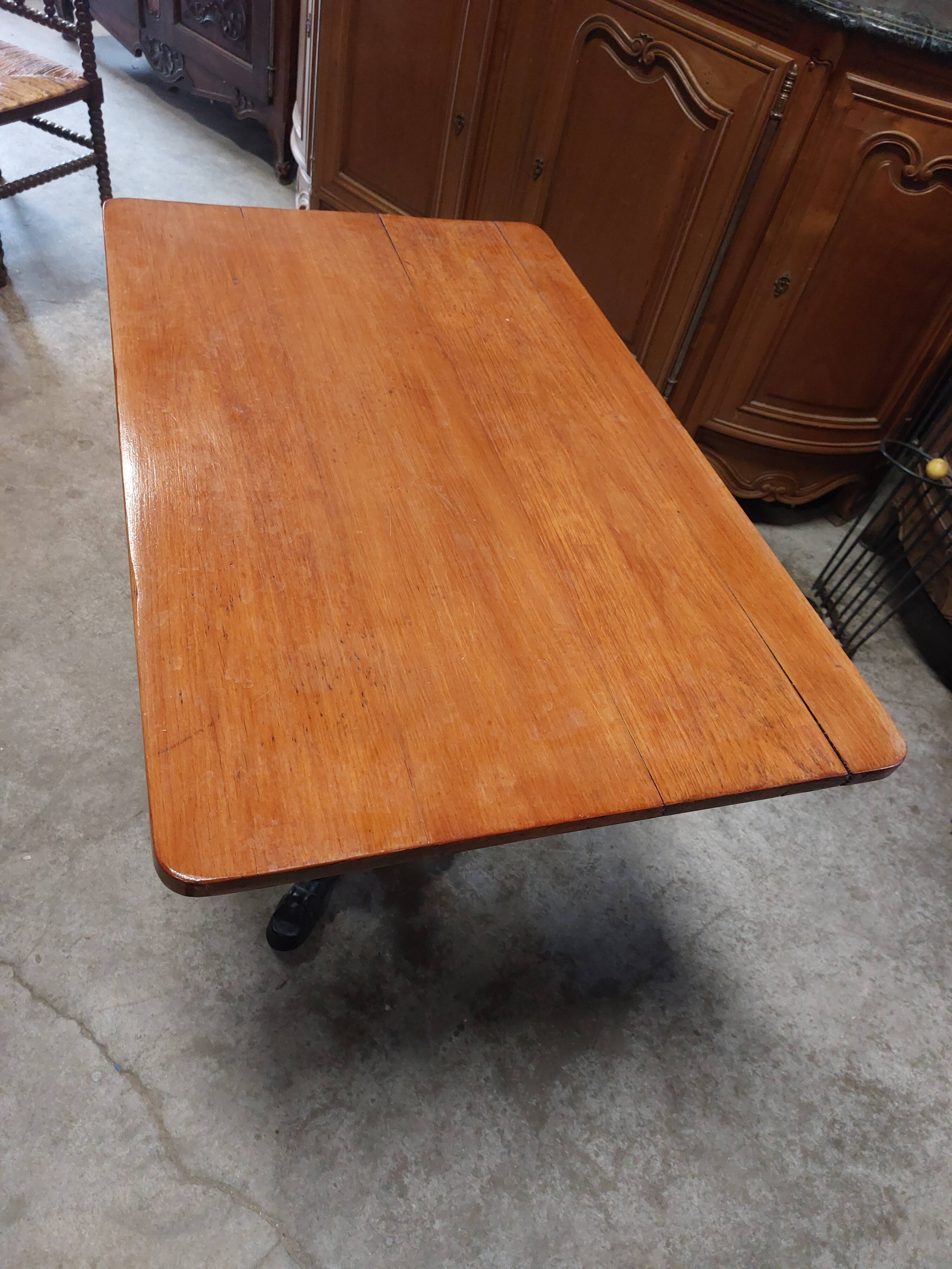 Cast iron bistro table 1m