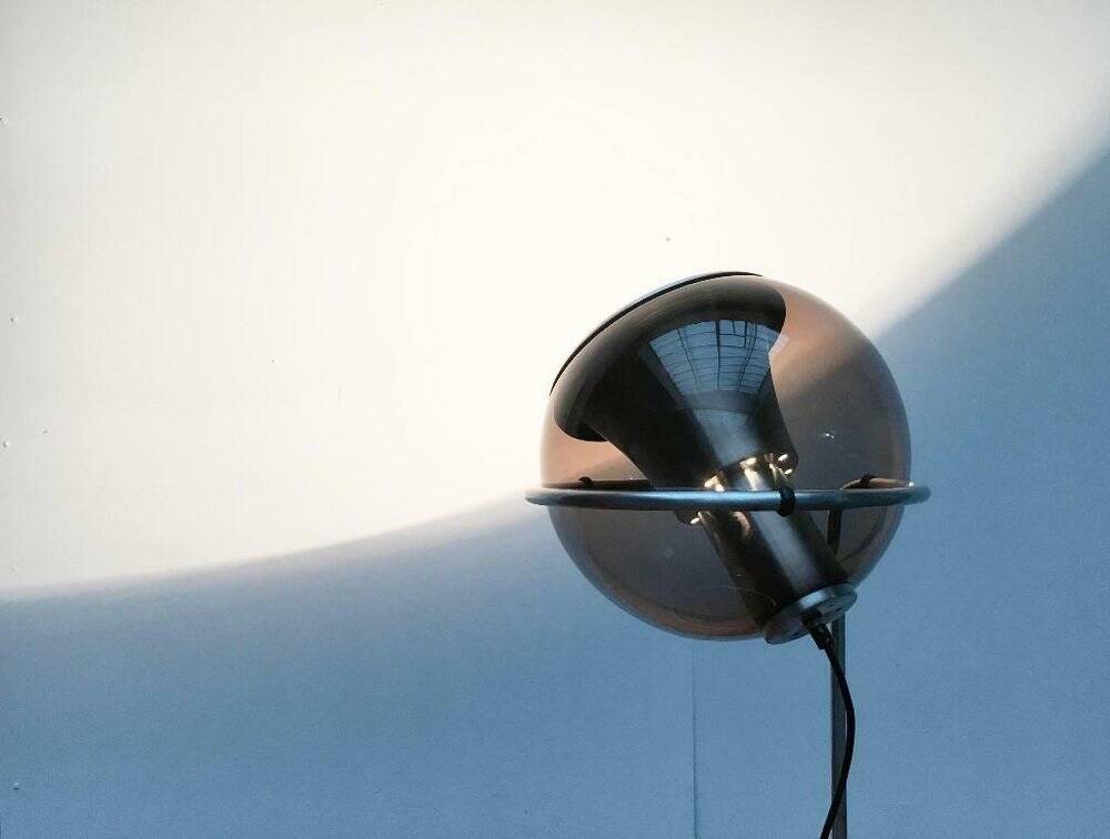 Mid-century Dutch space age globe table lamp by Gepo, 1960s.