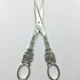 Pair of silver grape scissors Pierre Queille