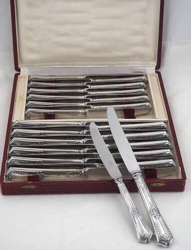 Sfam Sans Gêne, Empire, 24 knives: 12 table knives + 12 dessert, cheese knives.