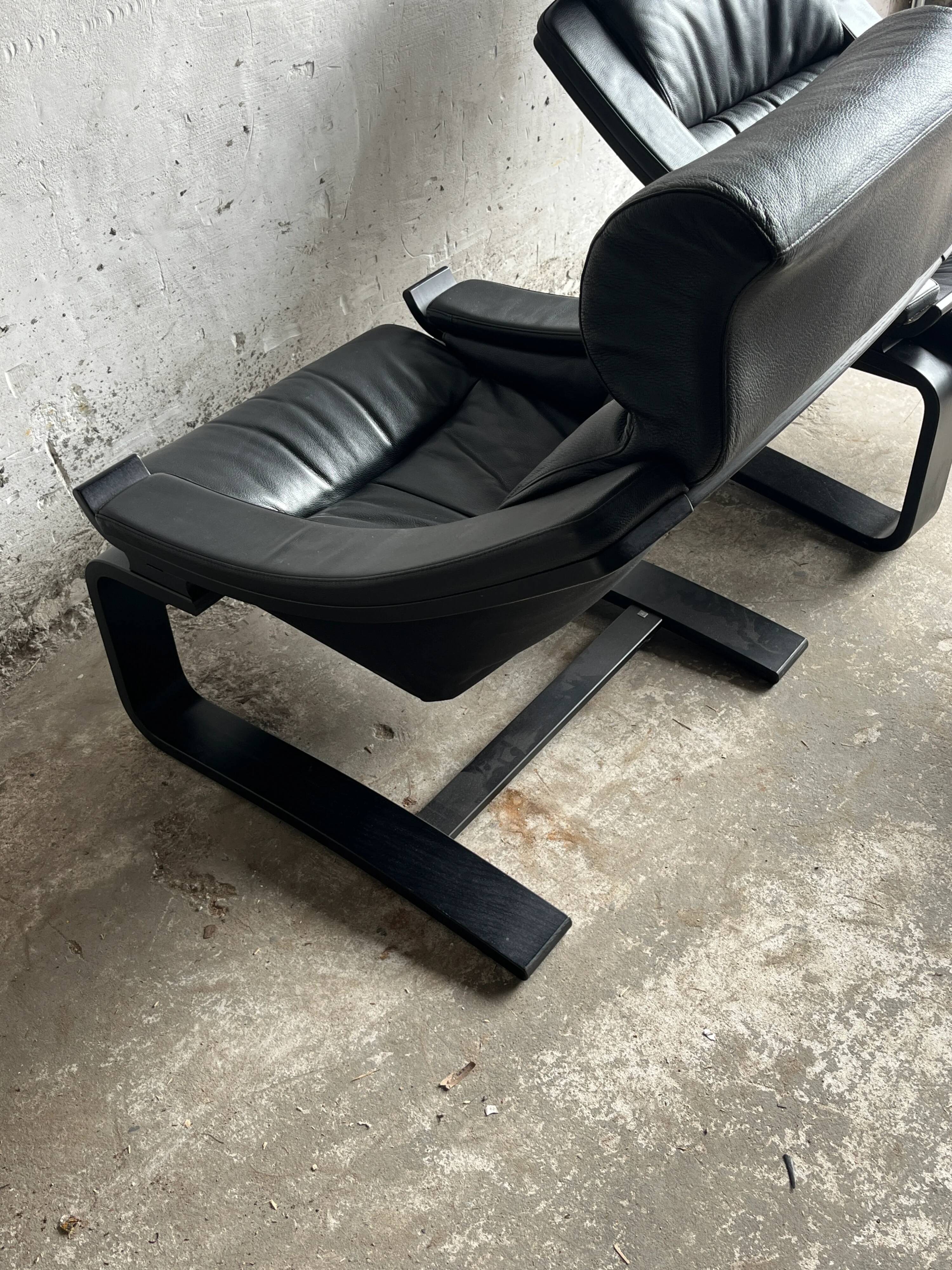 Nelo Kroken 4-piece black leather sofa set, 1970s