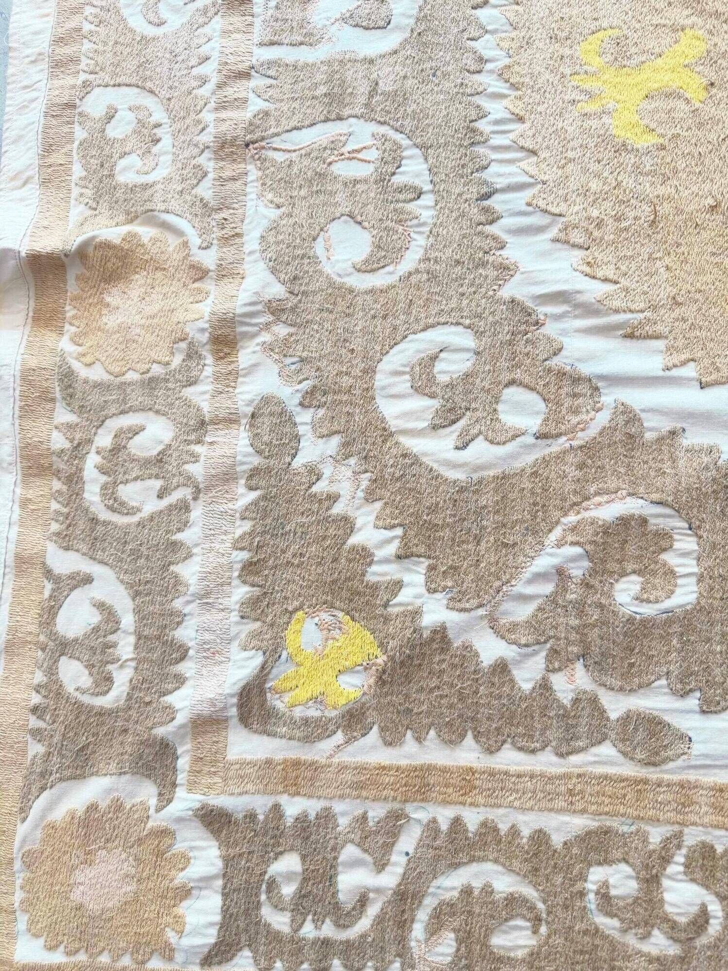 Vintage hand-embroidered tablecloth 125x128 cm