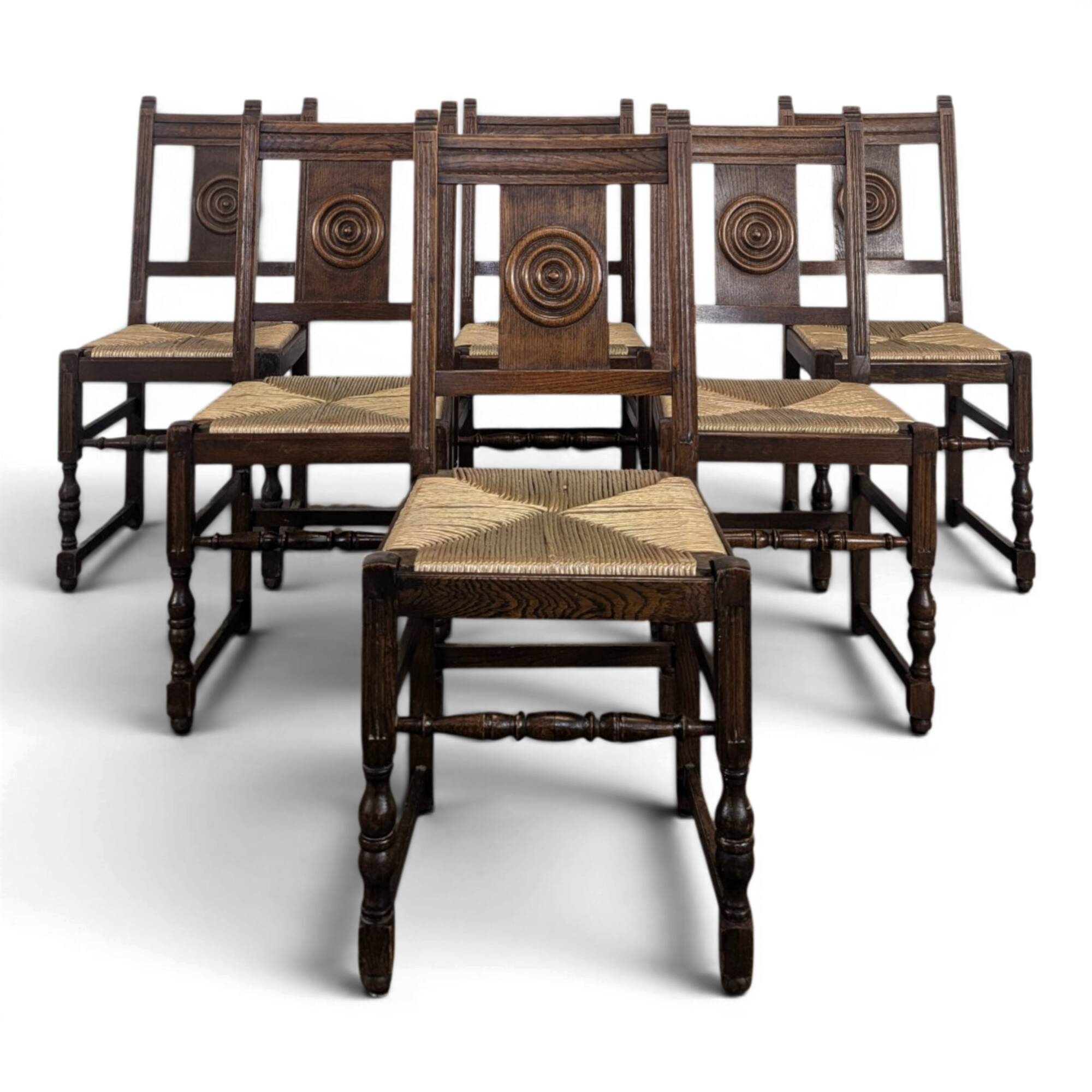 Série de 6 chaises en chêne dans l'esprit de Dudouyt