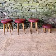 Ensemble de 4 tabourets vintage des années 60