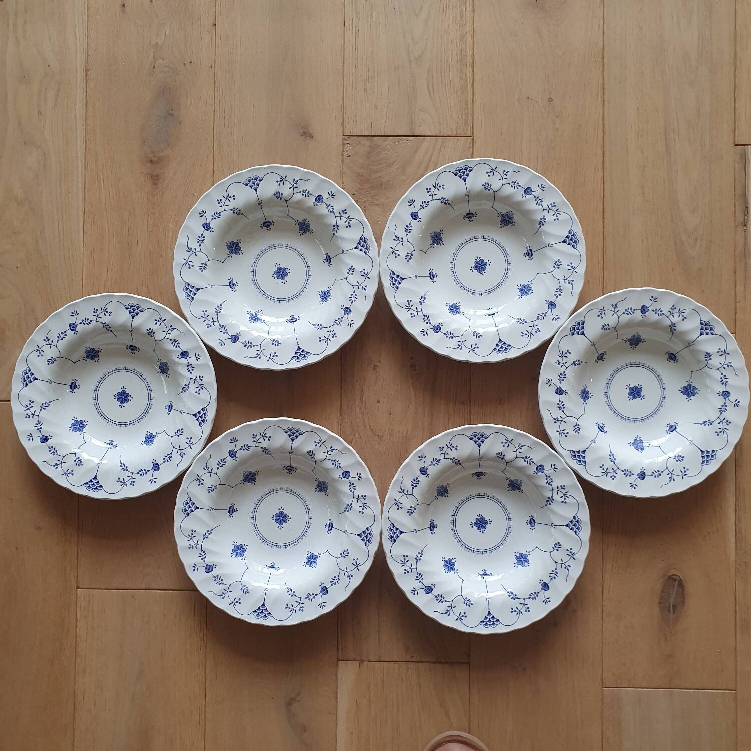 6 deep plates Myotts Finlandia