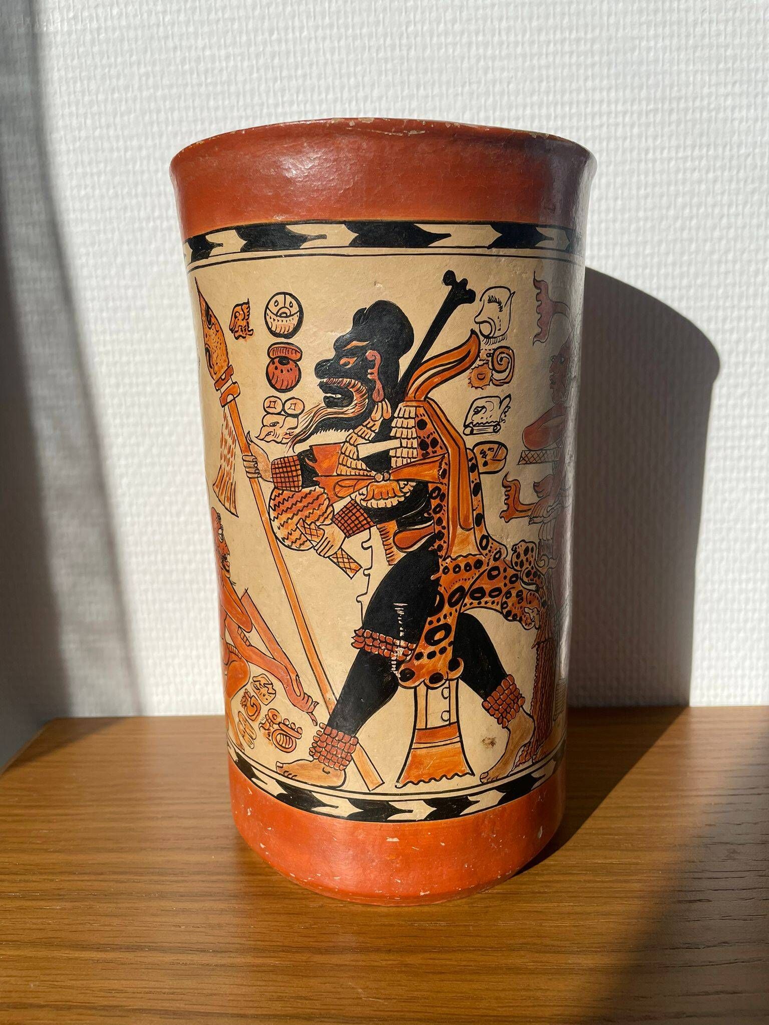 Reproduction artisanale vase / poterie maya
