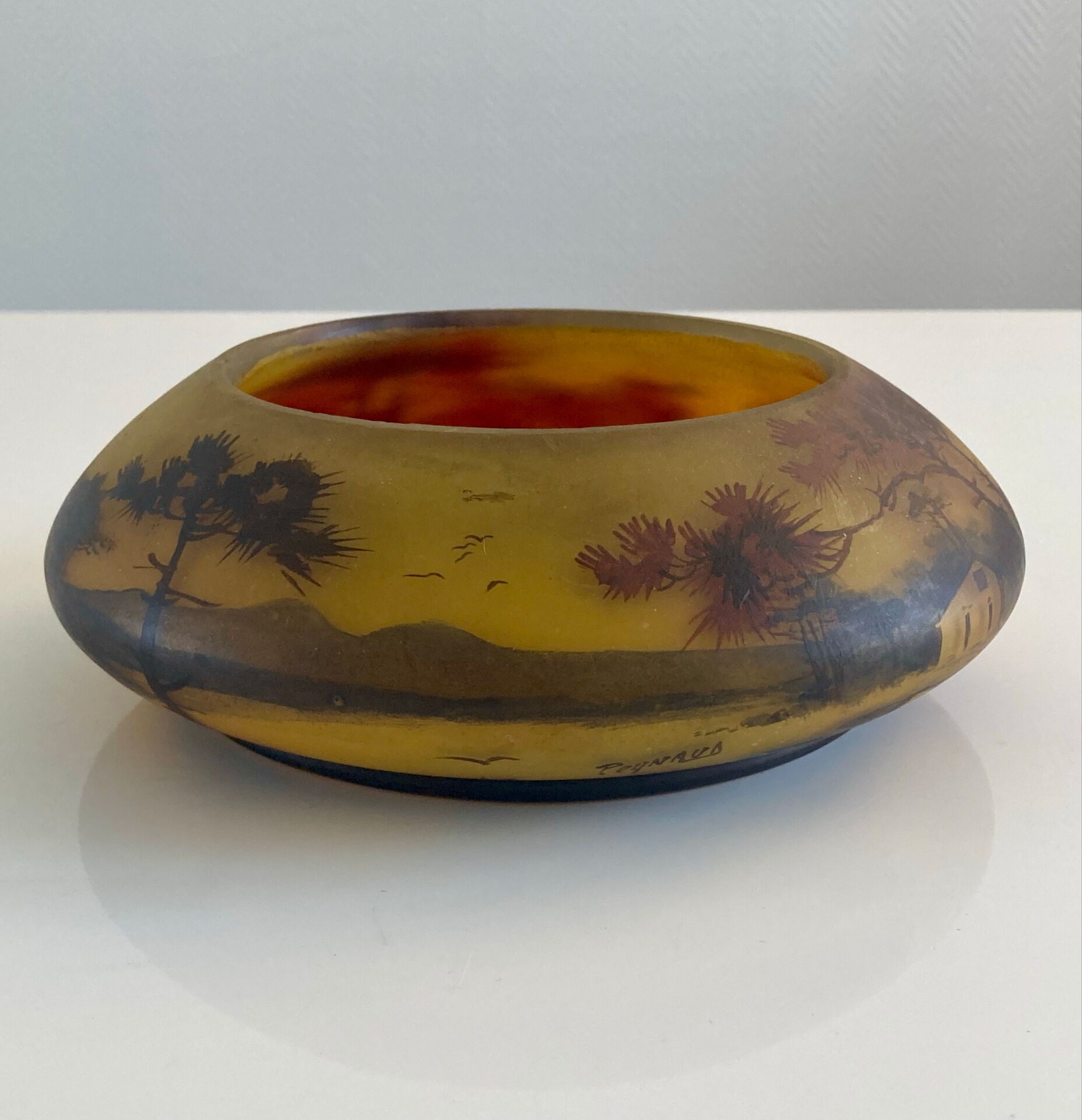 Circular glass bowl - hand-painted by Jean Simon Peynaud