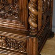 Oratory in solid walnut, Neo-Gothic Renaissance style – Late 19th century