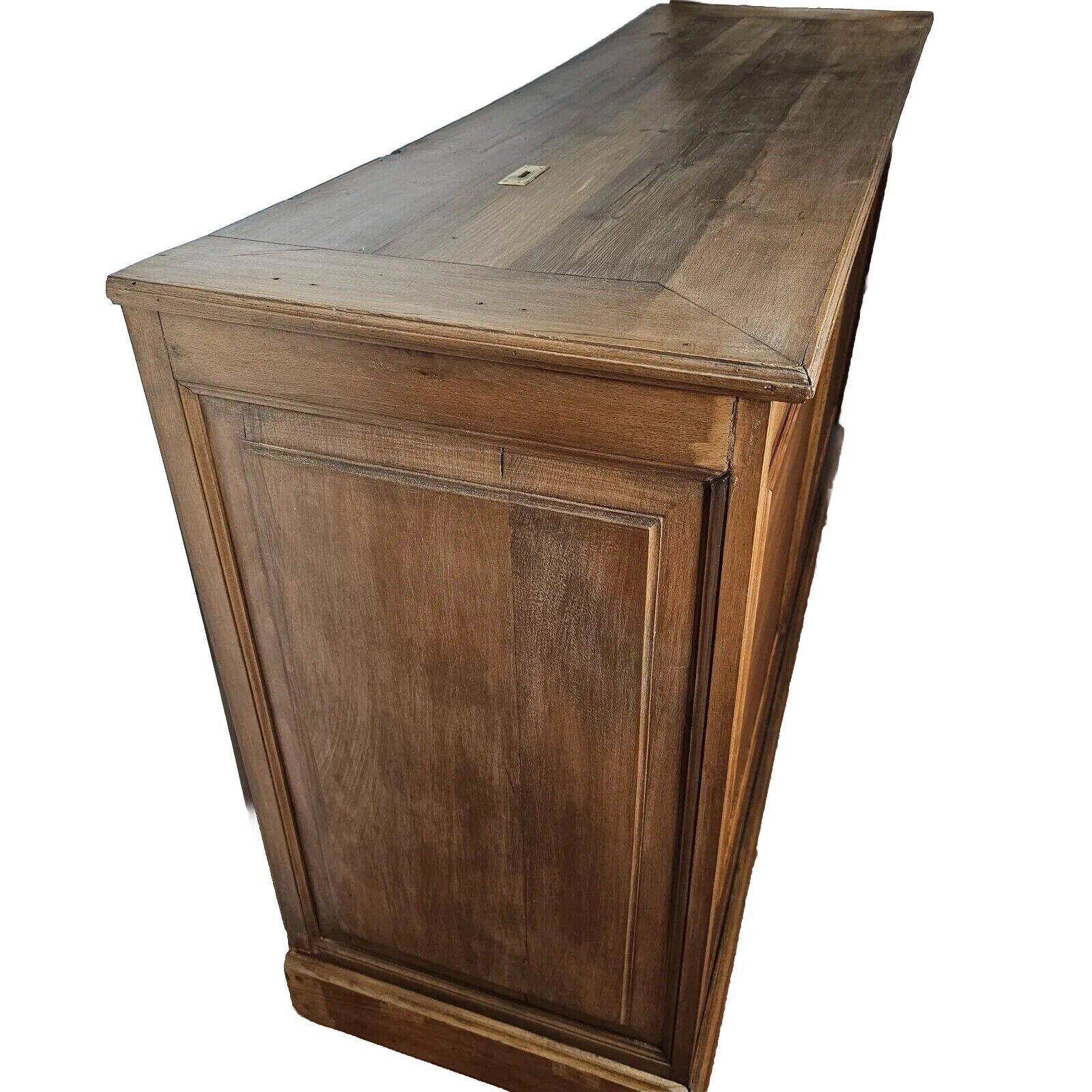 Beech coffee counter