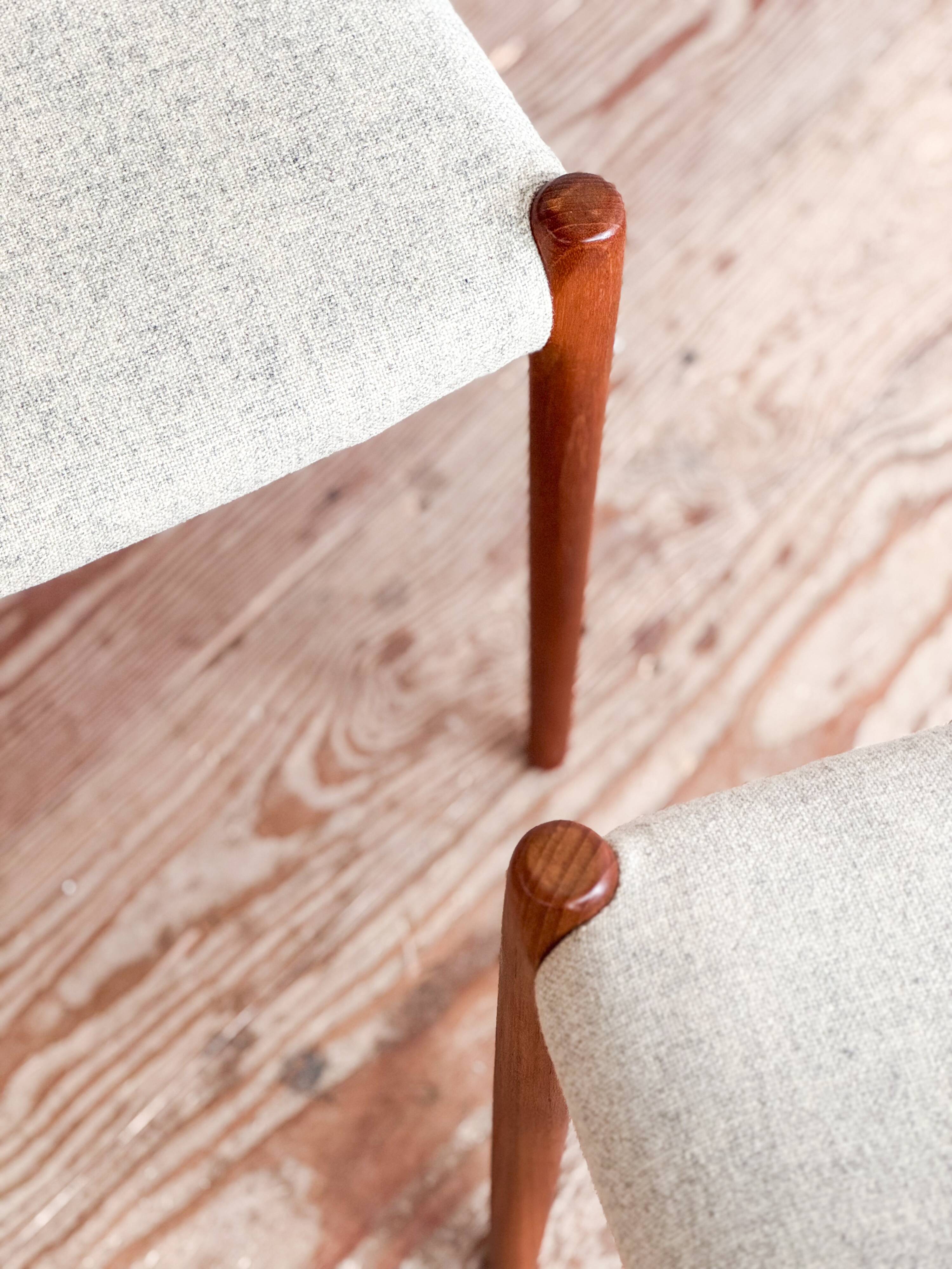 Paire de chaises modèle 80 de Niels O. Møller, Denmark