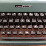 Machine à écrire Olivetti Lettera 32