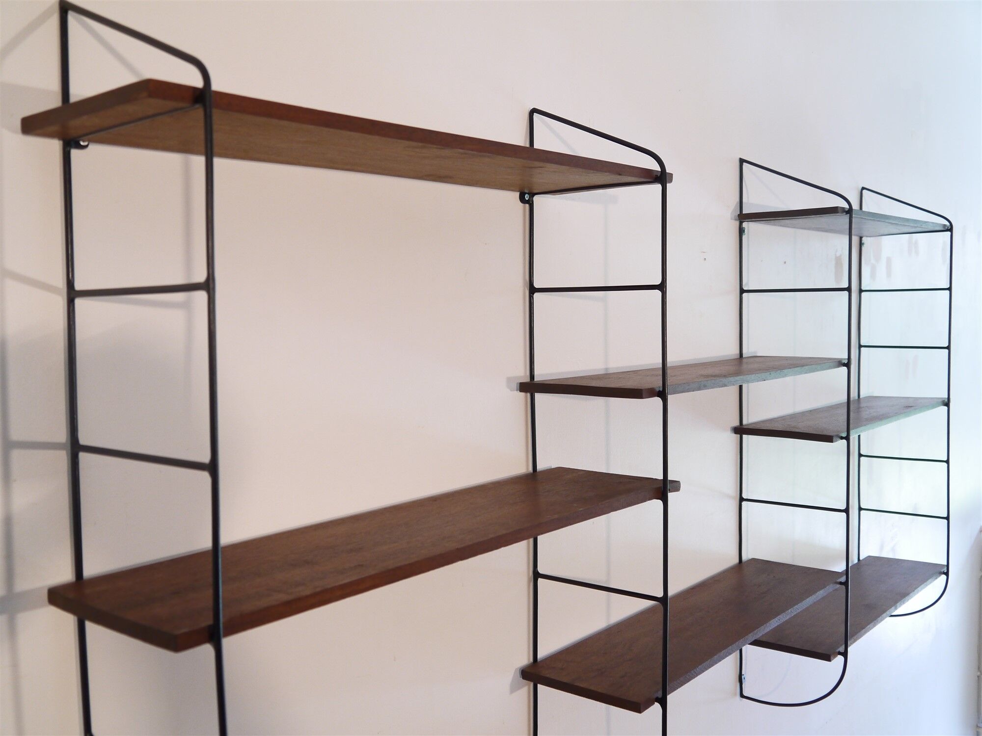 Modular shelf system 1960