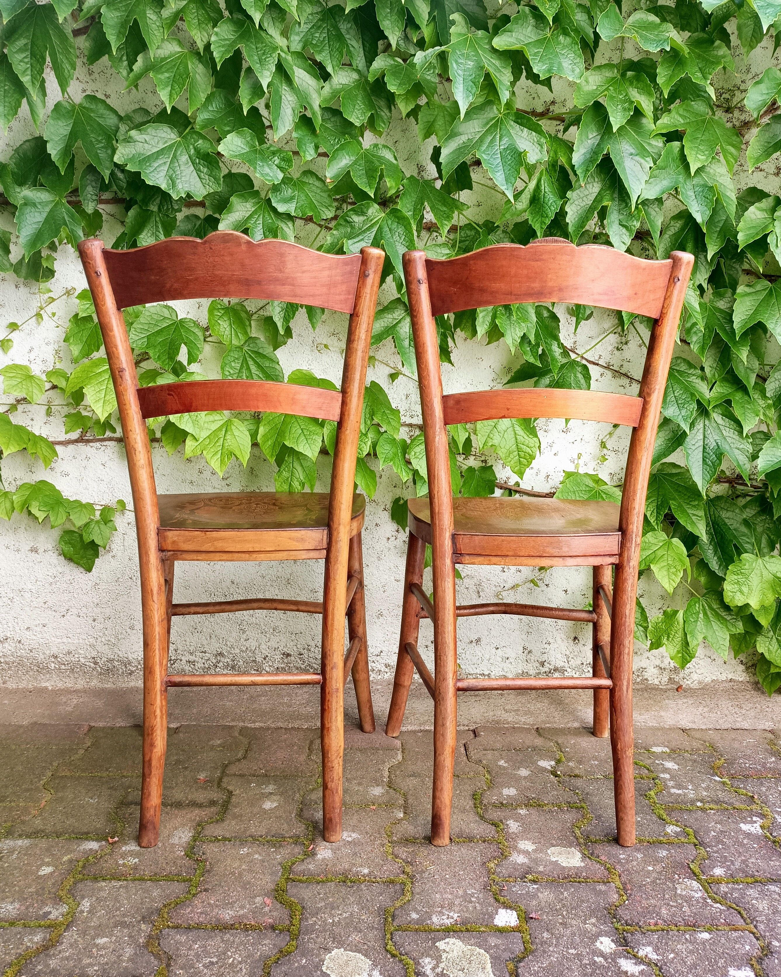 Country chairs