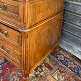 Chest of drawers In Walnut From the 18th century Louis XVII