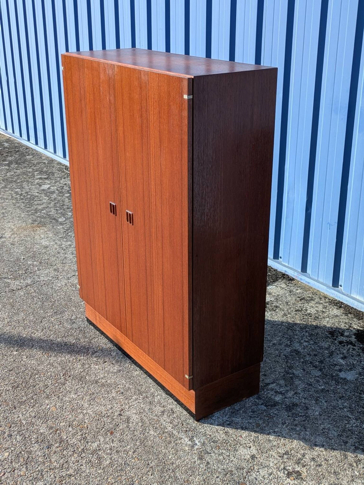 Armoire/Buffet Scandinave compacte vintage en teck, 1960