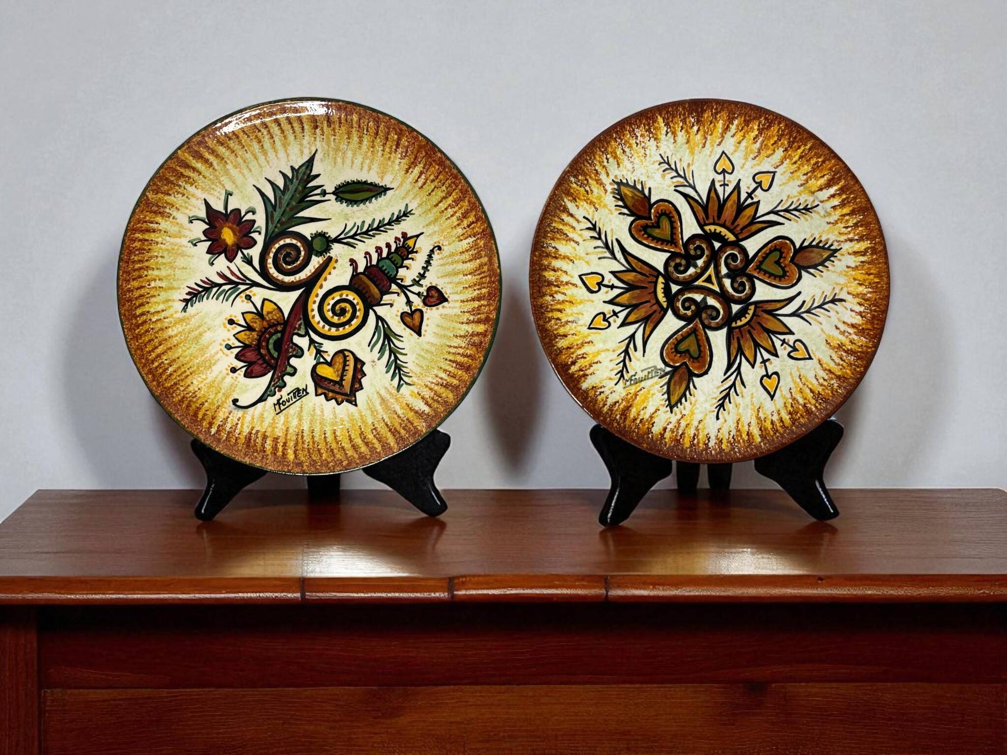 Two Quimper earthenware plates signed Fouillen circa 1960