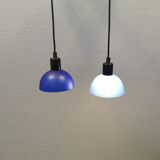 Suspension en verre, de couleur bleue peinte (couleur originale)