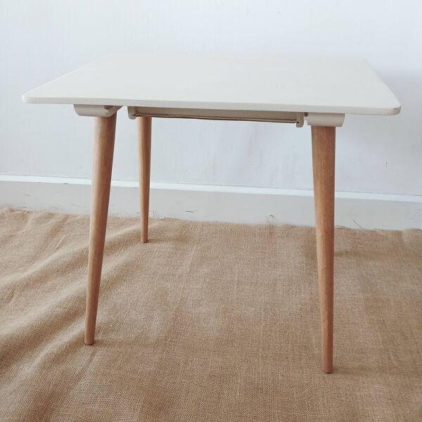 Bureau et chaise enfant baumann