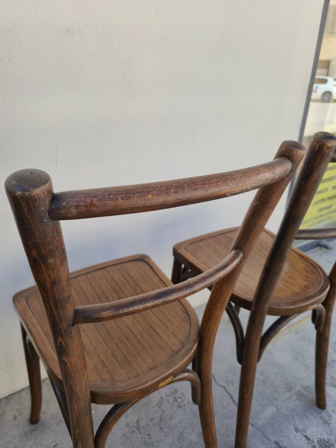 Serie de 6 chaises de bistrot signé Baumann bois courbée 1930s