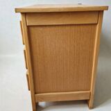 Commode style with rounded edges.