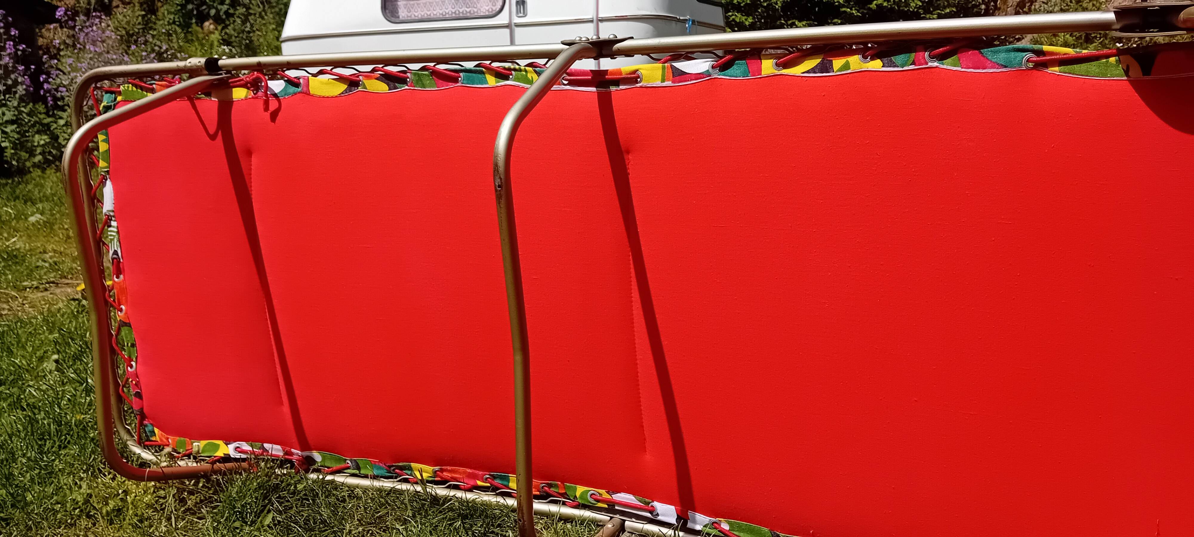 Vintage Deckchair-Camp Bed