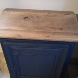 Standing storage desk