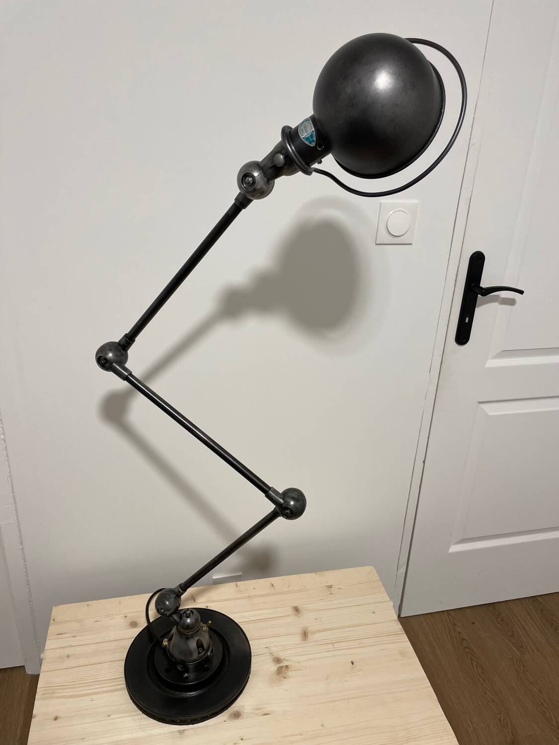 Jielde lamp with graphite patina