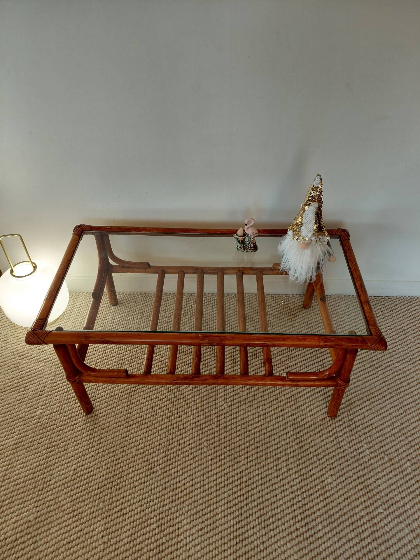 Table basse vintage rotin, bambou et verre-esprit bohème 70s