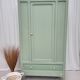 Armoire Parisienne d'hôtel