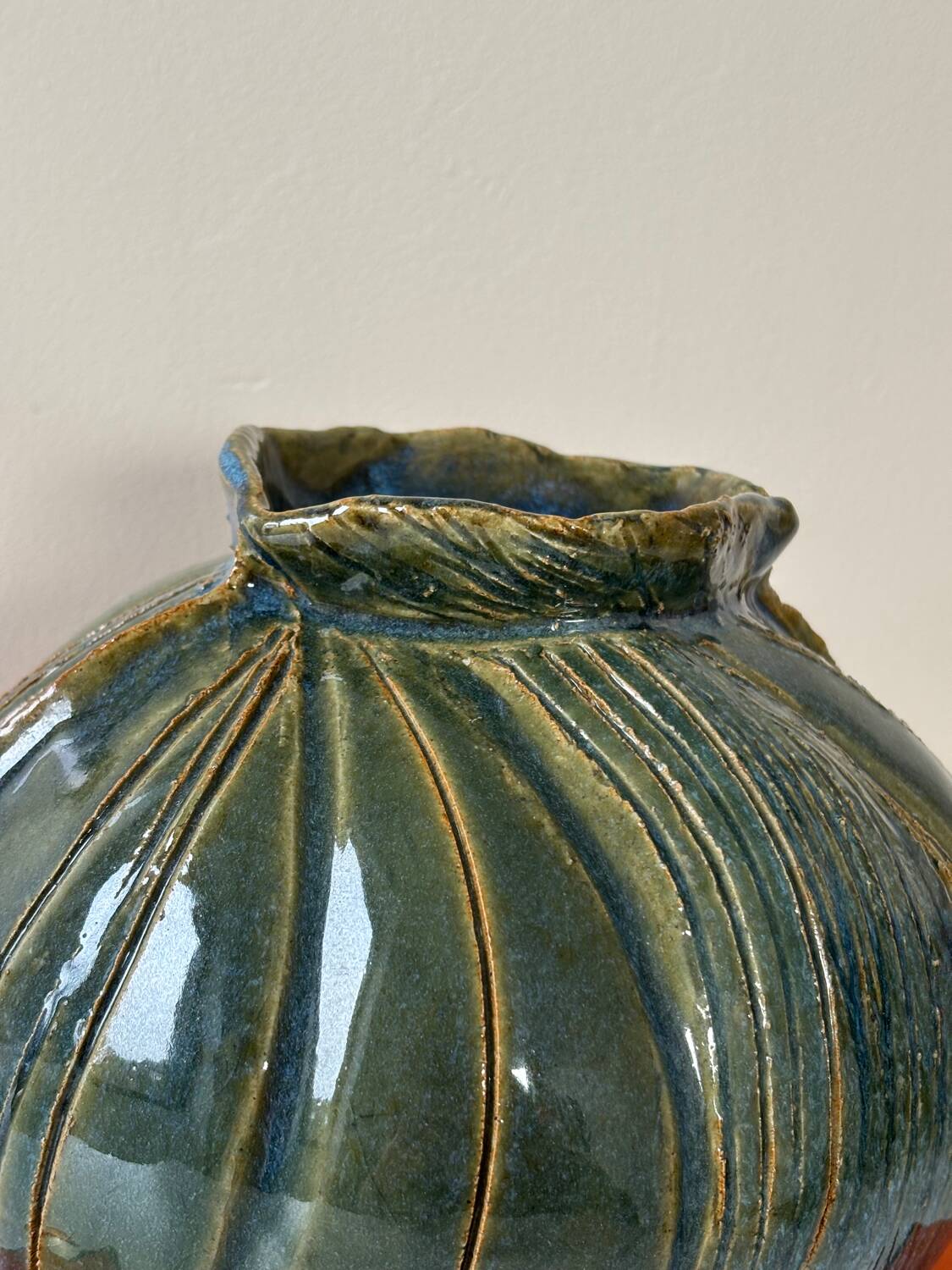 Ceramic vase
