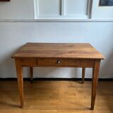 Farm table