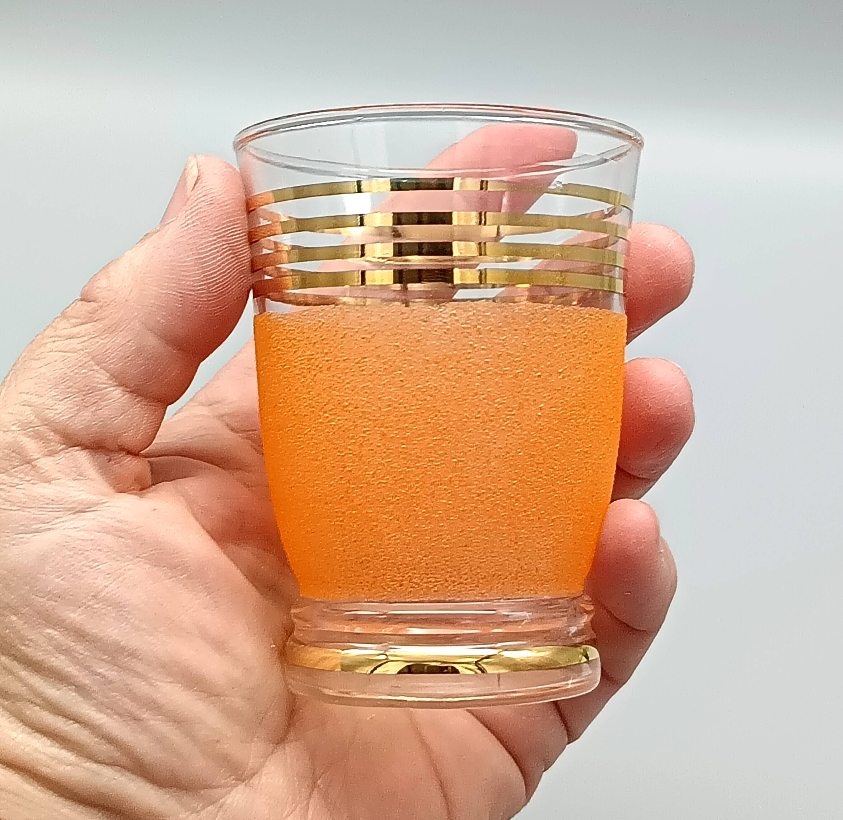 5 pretty multicolored frosted glasses with gold edges, vintage france 1950s